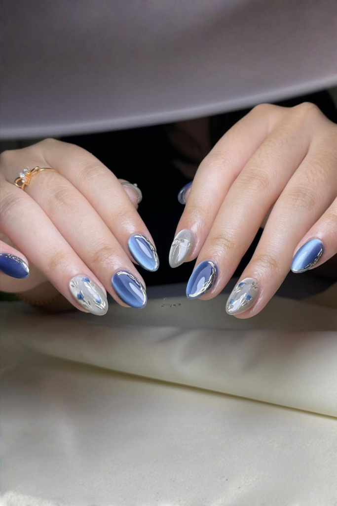 cat eye blue nails magnetic shimmer nail effect