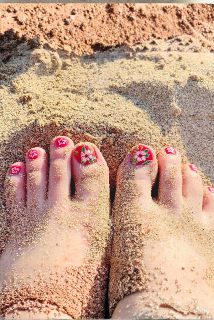 hibiscus flower toe nails with tropical design, cute summer pedicure idea for beach and vacation nails