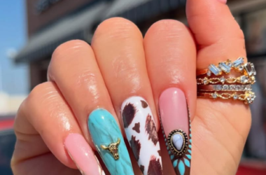 Morgan Wallen nails with chrome and brown nail art