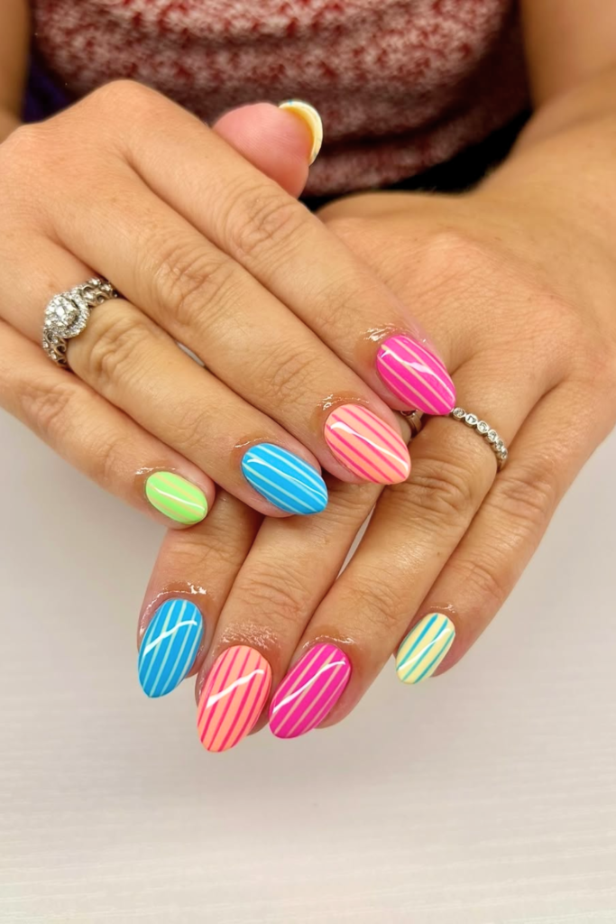 Glazed patriotic nails with glossy chrome summer manicure look