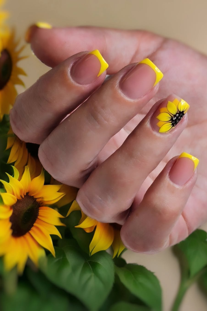 short square nails with sunflower design simple everyday style