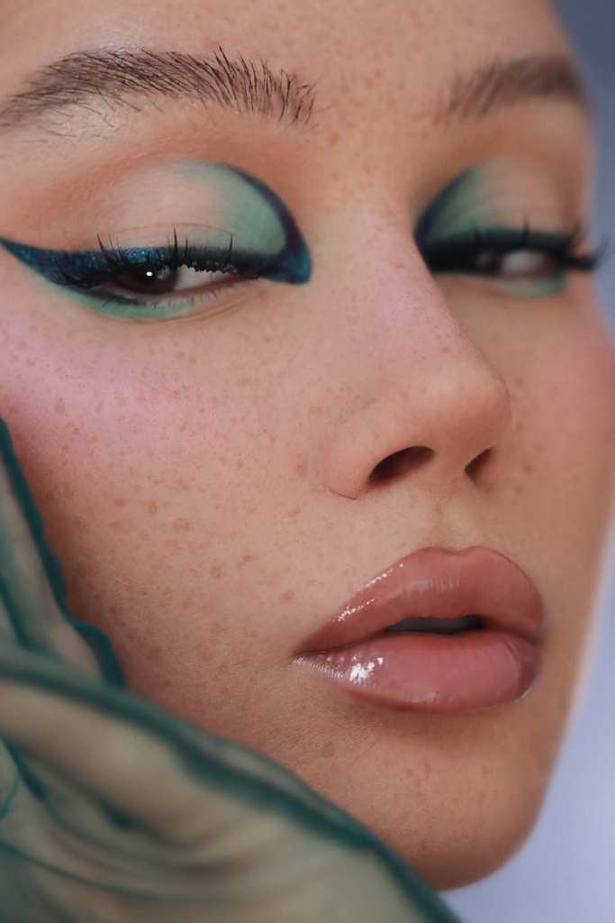 Sharp inner-corner liner detail creating an elongated eye makeup effect