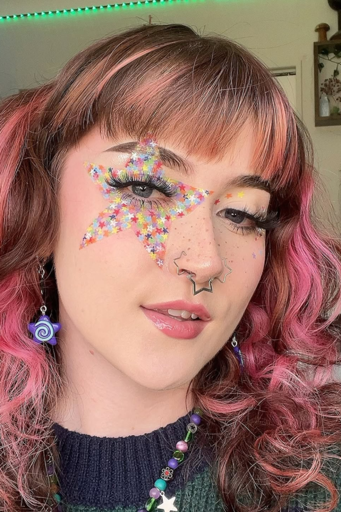 Cute star stamp holiday makeup look